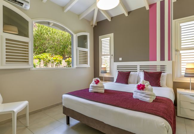 Villa in Le Vauclin - Royal Palm - dream villa with sea and countryside views Villa in Le Vauclin - Royal Palm - dream villa with sea and countryside views