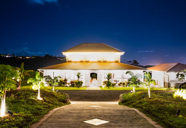 Villa in Le Vauclin - Luxury pool and spa house Villa in Le Vauclin - Luxury pool and spa house