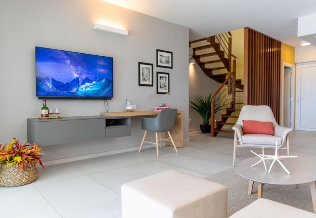 Villa in Le Diamant - Villa Regent - Magnificent seafront villa with private pool Villa in Le Diamant - Villa Regent - Magnificent seafront villa with private pool